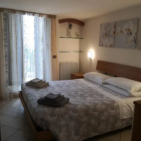 Casetta A Monte Sant'a *