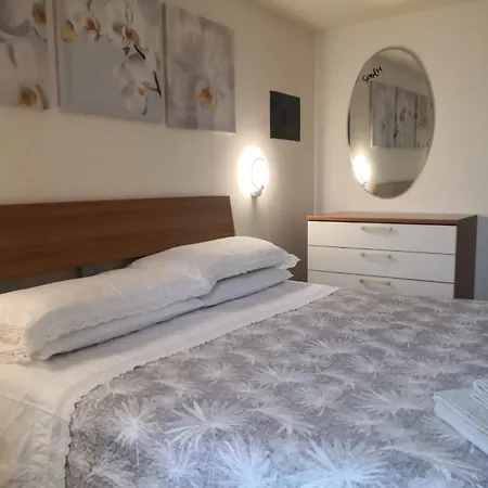 Casetta A Monte Sant'a Apartment *